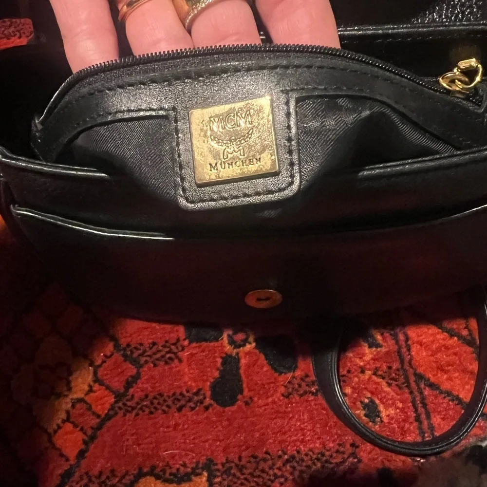 Black Leather Crossbody Bag - Picture 7 of 10